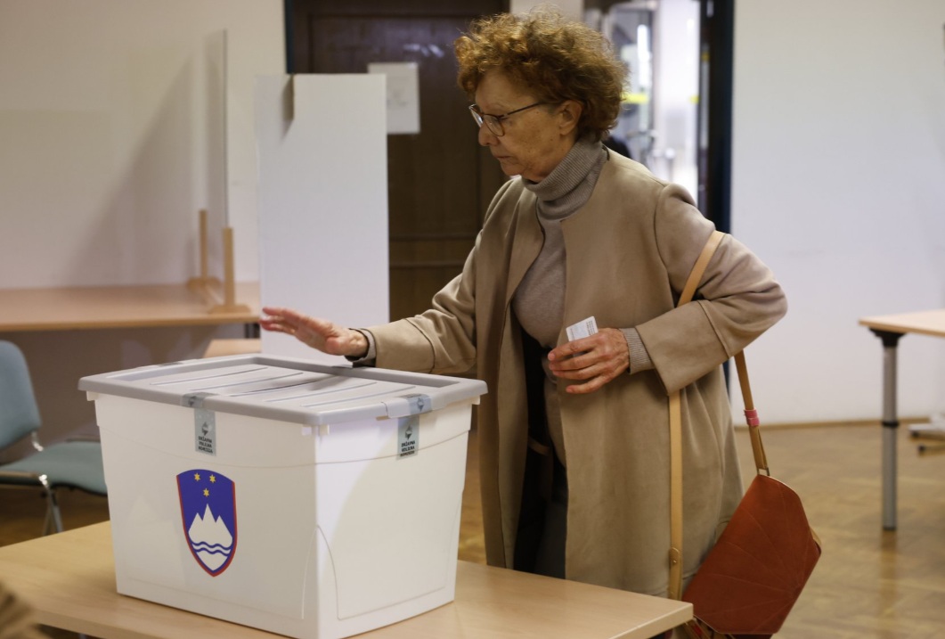 Referendum / Prvi dan 1,25 odstotka volivcev