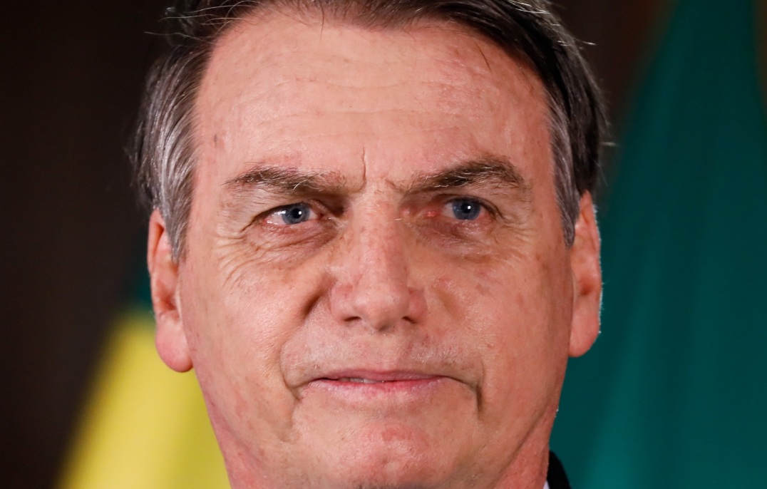 Poraženi Bolsonaro naj bi pobegnil v ZDA