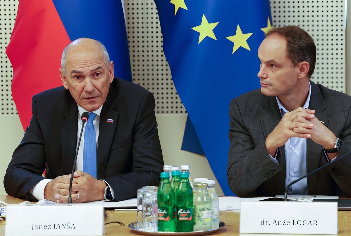Razlogi za odstop niso bili »osebni«
