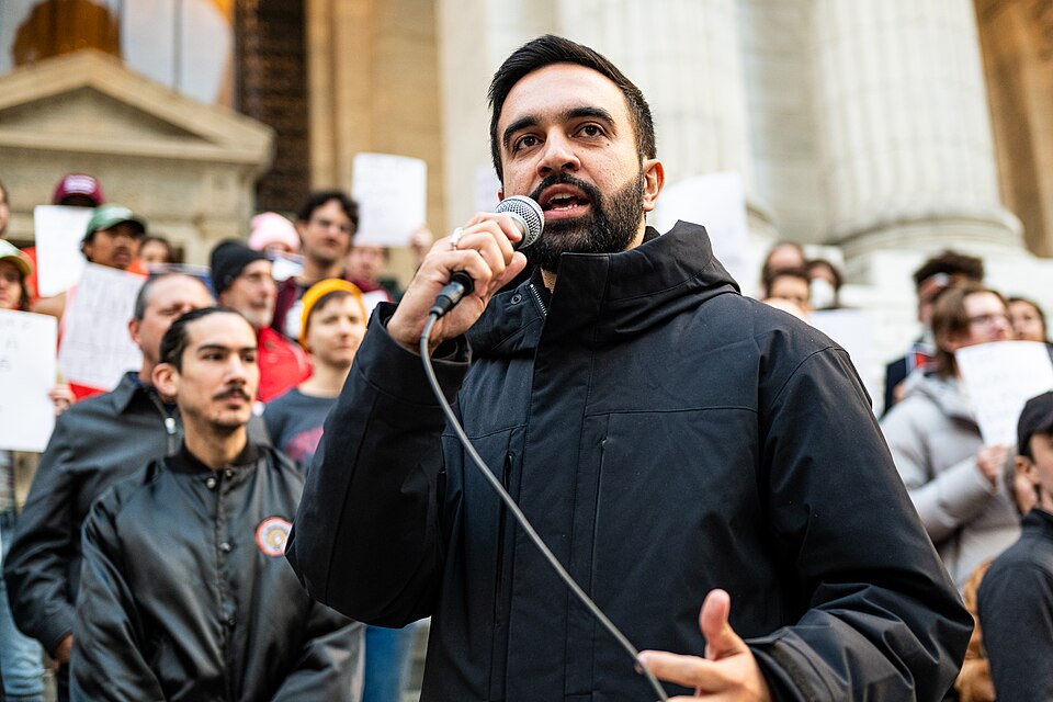 Župan Mamdani / »Če že morate, potem kepajte mene«