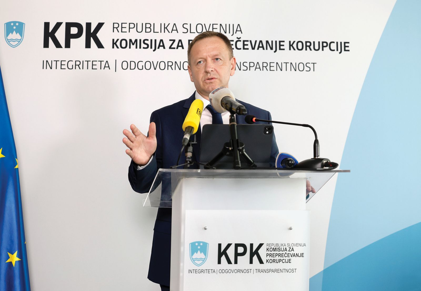 Vprašljiva integriteta