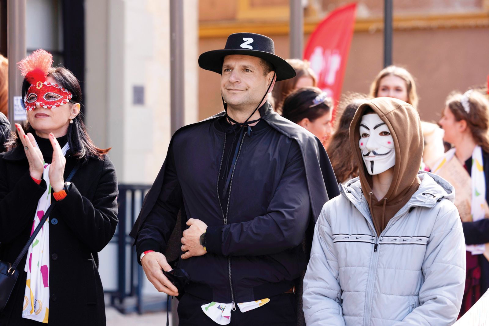 Zoran Stevanović kot Zorro na Kurentovanju na Ptuju | Željko Stevanić