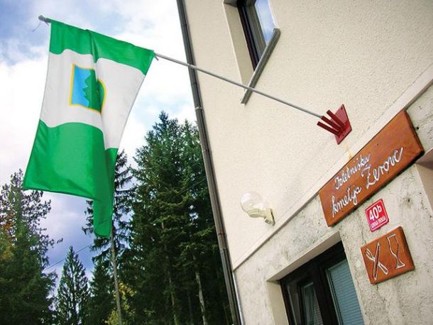 Izletniška kmetija Žerovc, Gorenja Trebuša