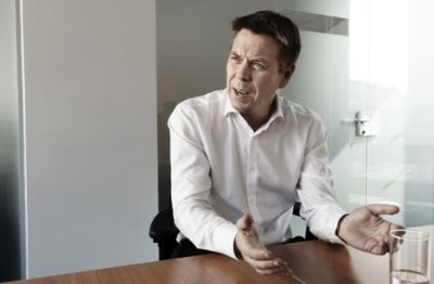 Glavni v slabi banki spet Månsson