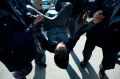 Člani gibanja 15o so skušali preprečiti deložacijo hiše Vaskrsićevih. Ob tem je policija prisilno odstranila okoli 20 članov gibanja.