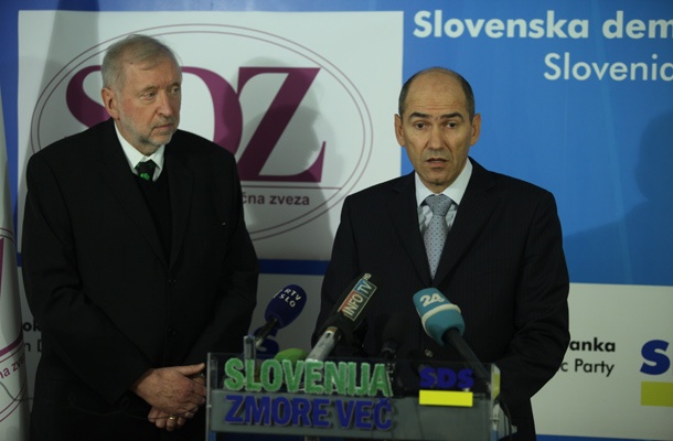 Odstavljeno Valenčič Pelikanovo naj bi v tržaškem konzulatu zamenjal Dimitrij Rupel