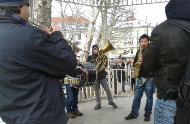 Kar češ brass band