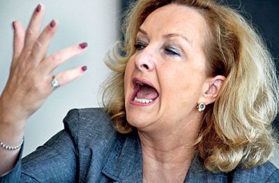 Avstrijska ministrica Maria Fekter je dločno ponovila stališče svoje države: Borili se bomo za bančno tajnost. To sem dolžna Avstrijkam in Avstrijcem.