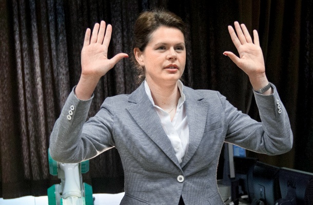 Predsednica vlade od prodajalcev Mercatorja pričakuje, da so izpogajali močne zaveze, ki bodo ohranjali delovna mesta v Sloveniji in našim dobaviteljem zagotavljali konkurenčni položaj. 