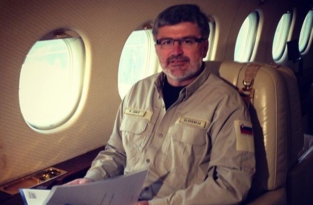 Minister Roman Jakič v falconu