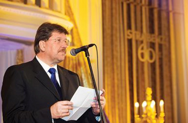 Igor Bavčar v časih, ko je Istrabenzovo 900 milijonov evrov težko breme padlo na ramena države.