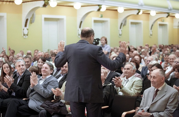 1. shod Civilne družbe za pravično Slovenijo: Predstavniki politike ali civilne družbe? 