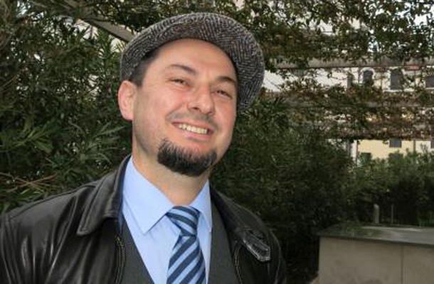 Gašpar Gašpar Mišič je po sestanku dejal, da ptički čivkajo, kdo je s kom povezan in tudi novinarji znate prisluhniti glasu ptic.
