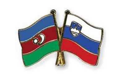 Z nafto in zemeljskimi plini bogatemu Azerbajdžanu se ni bati vprašanj o stanju demokracije v državi...