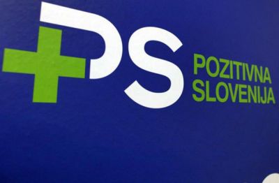 Po štirih urah so člani izvršnega odbora vendarle dosegli soglasje, čeprav naj bi bila, kot je neuradno slišati, razprava za tesno zaprtimi vrati pestra.