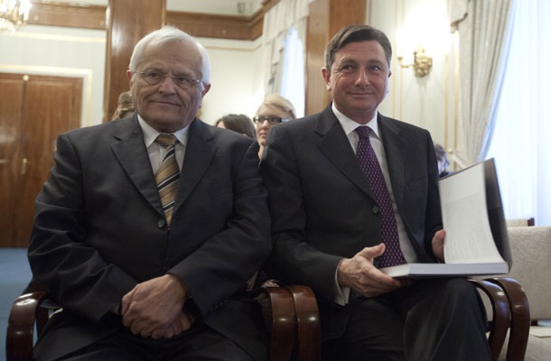 Predsednik SAZU akademik Jože Trontelj in predsednik države Borut Pahor