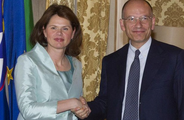 Bratuškova se je tretje investicijske konference v Milanu udeležila skupaj z italijanskim premierom Enricom Letto.