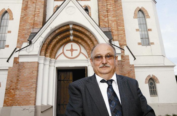 Geza Filo iz Ivanovcev v Prekmurju je postal nov evangeličanski škof.