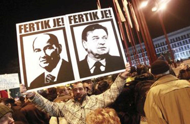 Skupina 29. oktober se je oblikovala konec septembra 2012. Med drugim je organizirala prvi protivladni protest v Sloveniji, ki je bil v Mariboru 29. oktobra lani.