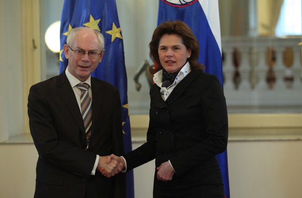 Premierka Alenka Bratušek in predsednik Evropskega sveta Herman Van Rompuy.
