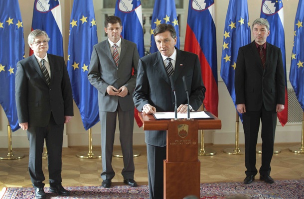 Protikorupcijski cirkus fantastikus.