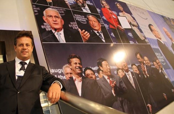 Carlos Moreira bo bunker napolnil z računalniki, na katerih bo mogoče hraniti podatke od šestih milijonov ljudi. 