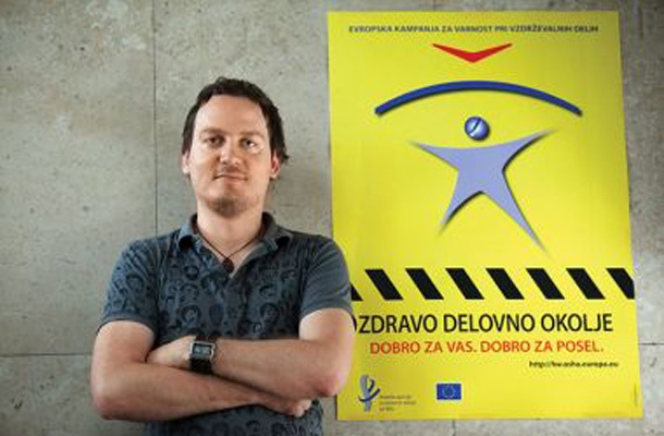 Po Lukičevih besedah je Statistični urad RS leta 2013 med proizvodnimi podjetji našel samo sedem odstotkov takšnih, ki načrtno in stalno razvijajo nove izdelke.