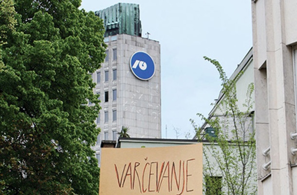 Na zvezi potrošnikov so že večkrat pozvali banke, naj svojim strankam ponujajo varne načine poslovanja in upoštevajo, da komitenti niso strokovnjaki za informacijsko tehnologijo.