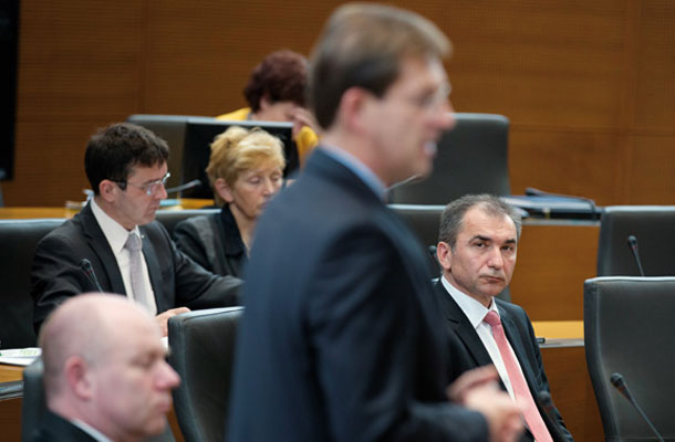 Cerar odločno proti Vebru