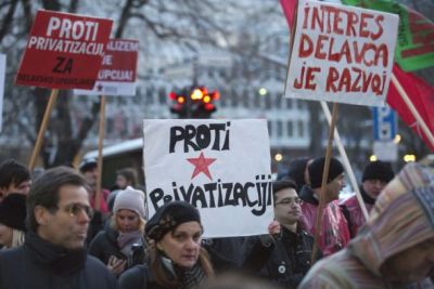 Februarski shod proti razprodaji državnega premoženja