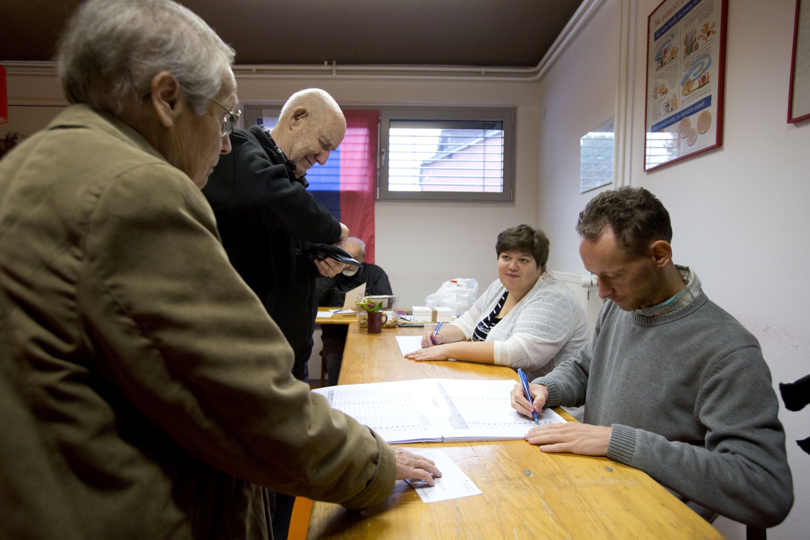 Državljani in državljanke na današnjem referendumu