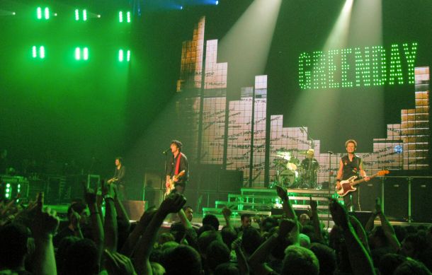 Green Day v Ljubljani: "Fuck you, Donald Trump!"