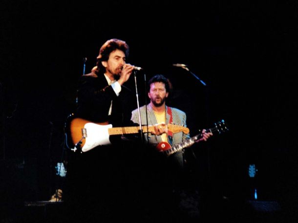 George Harrison in Eric Clapton na koncertu.
