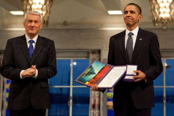 Na desni Barack Obama.