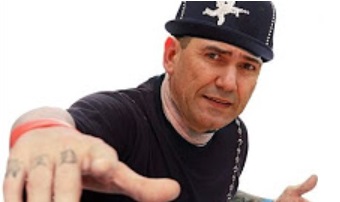 Janša je po novem tudi raper