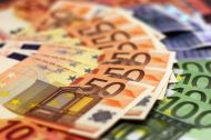 Finančna industrija si v Bruslju sama piše zakone