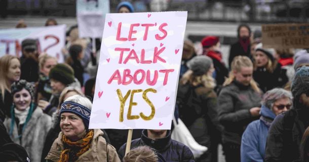 Protestni shod za ustrezno uzakonitev definicije posilstva na Danskem
