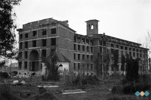 Gradnja slavnega polkrožnega Baragovega semenišča leta 1939