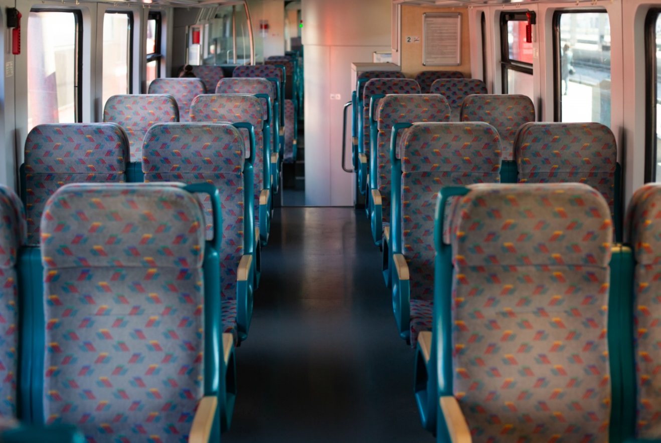 Prazen vagon | Matej Pušnik