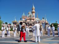 Disneyjeva dedinja je presenečena nad slabimi plačami zaposlenih v Disneylandu