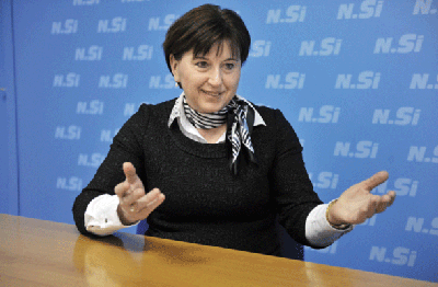 Ljudmila Novak je odločitev strank za skupno listo označila za modro odločitev oziroma »modro-zeleno koalicijo«. 
