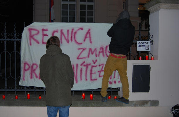 Zoran Petrovič, Moment