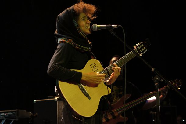 Nneka (Nigeria / Germany)