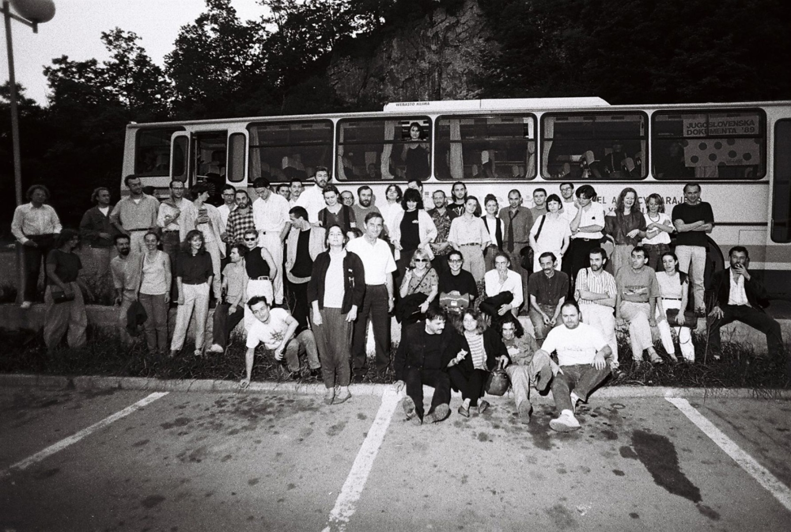 Skupinski portret umetnikov na razstavi Jugoslovanski dokumenti'89, Sarajevo