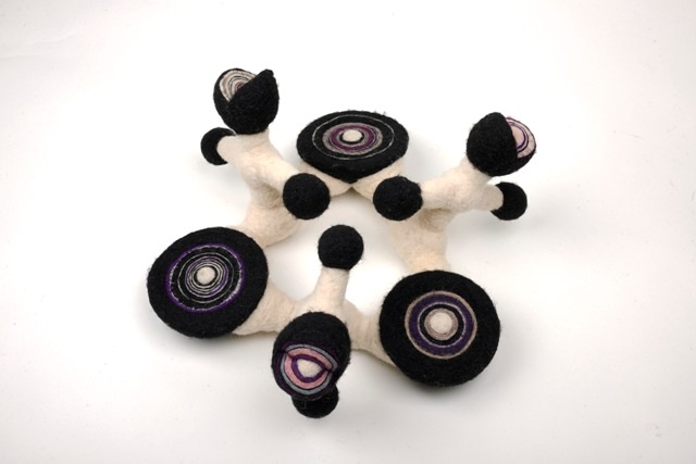 Saba Skaberne: Rastoča struktura (2010)