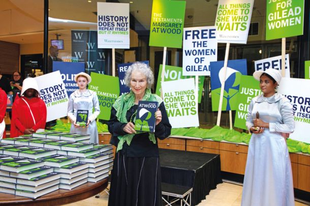 Margaret Atwood med predstavitvijo nove knjige Testamenti v Londonu 10. septembra